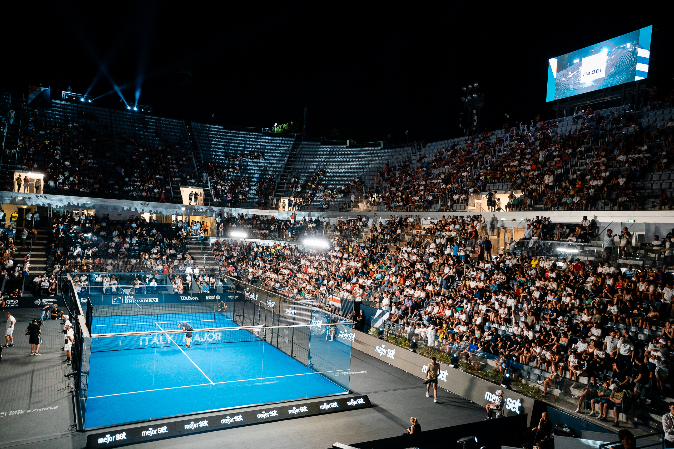 MejorSet padel court construction